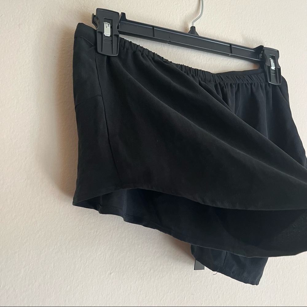 Silk Ruffle Shorts - Picture 4 of 6